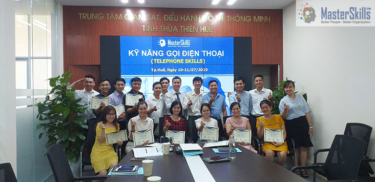 khóa học “Kỹ Năng Điện Thoại Chuyên Nghiệp” tại Trung Tâm Điều Hành Đô Thị Thông Minh - Tp.Huế